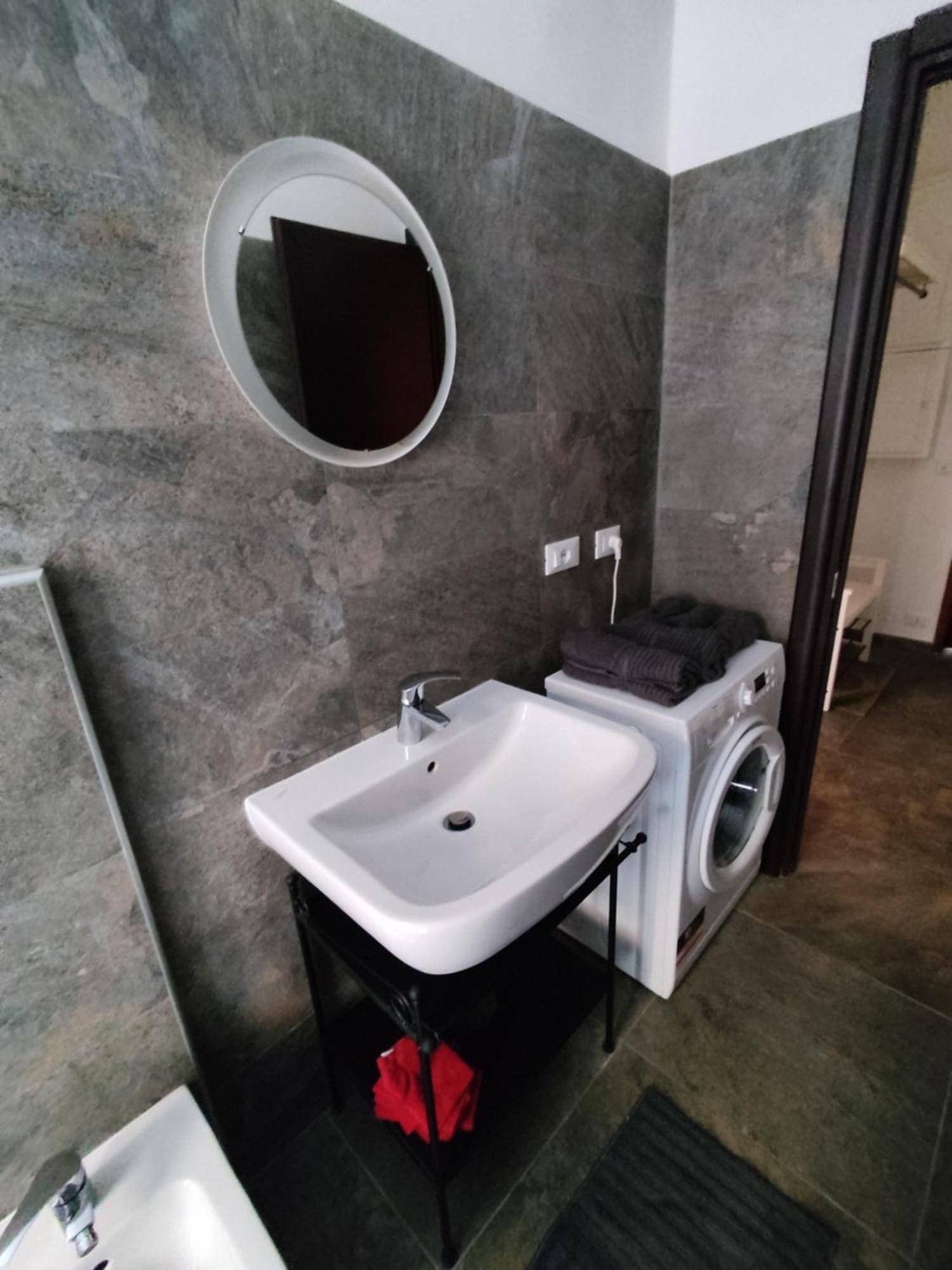 Bell'Appartamento In Cit Turin, Interamente Ristrutturato エクステリア 写真